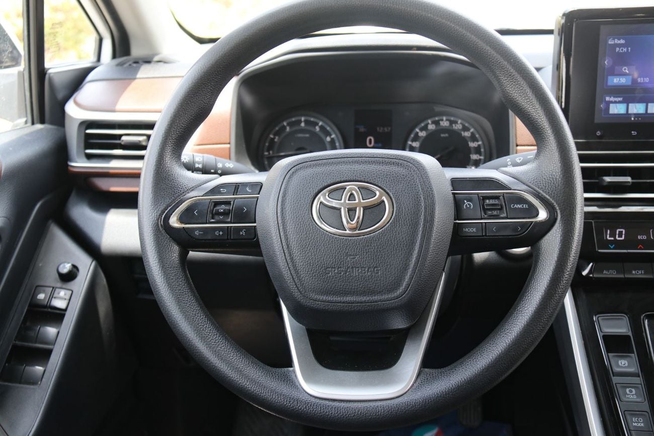 Toyota Innova GL 2023 Toyota Innova – Used | 2.0L Petrol | Automatic | 8 Seater