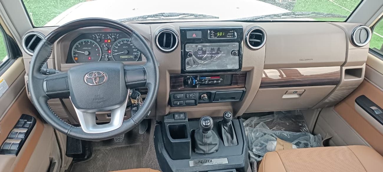 تويوتا لاند كروزر 70 تويوتا لاند كروزر  LX 70