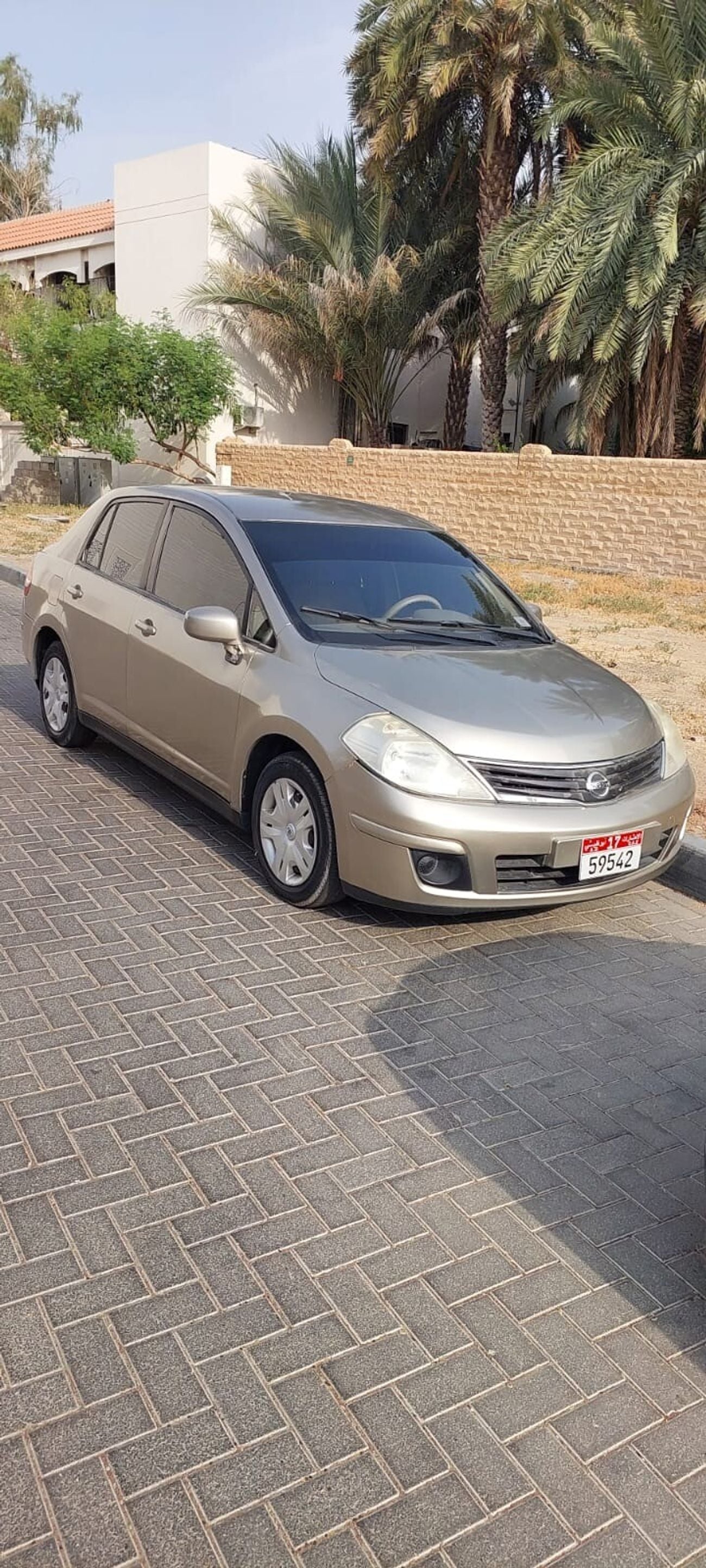 نيسان تيدا SL