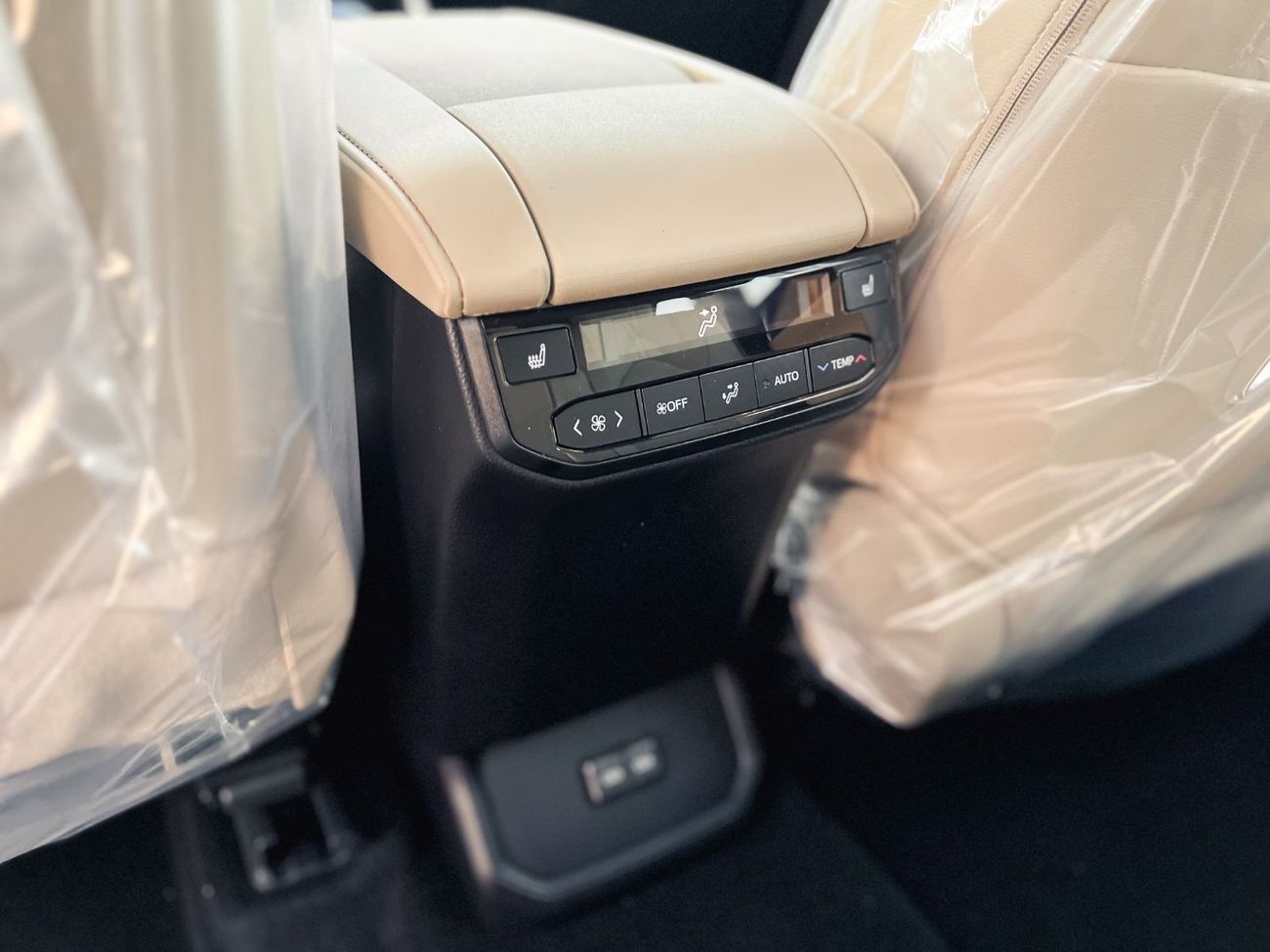 Toyota Highlander EXPORT ONLY - Highlander Limited 2.5L Hybrid (AWD)