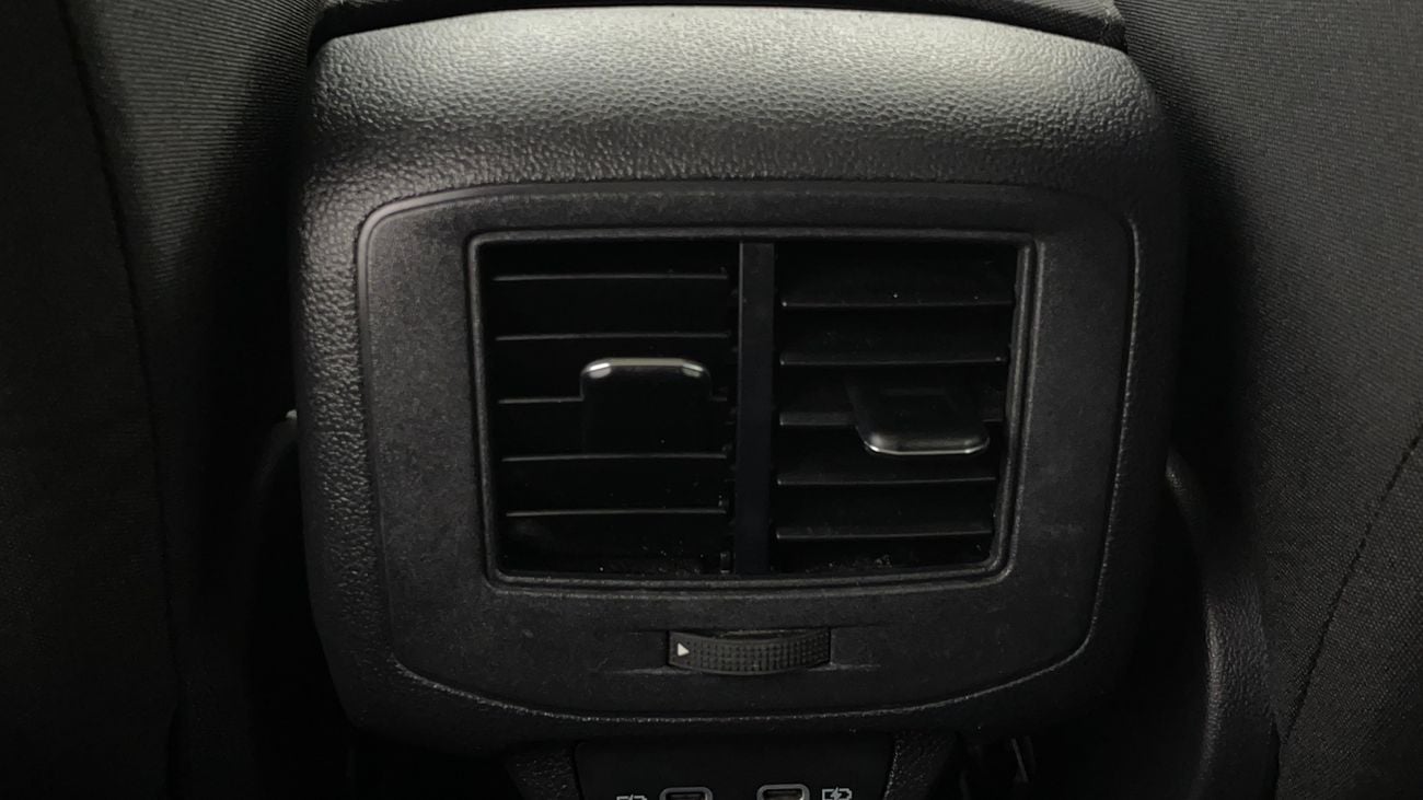 فولكس واجن T ROC TREND 1.4 | بدون دفعة مقدمة | اختبار القيادة في المنزل