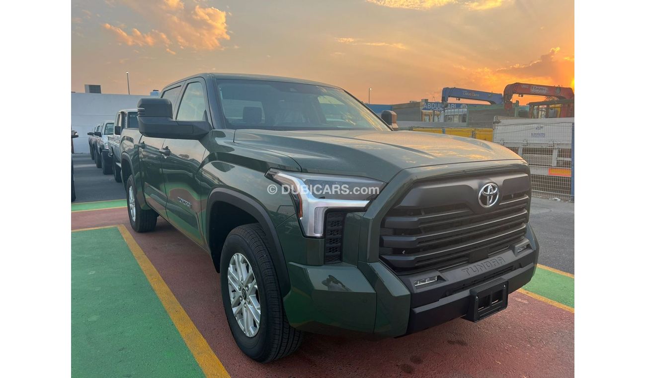 Toyota Tundra 3.5L SR5 CREW MAX