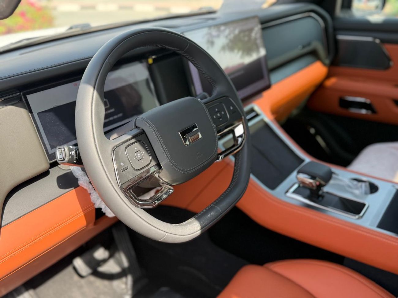 روكس 01 NEW ARRIVAL ROX 01 2026 7 SEATS LONG RANGE WITH WARRANTY EVS 5 YEARS SERVICE CONTRACT