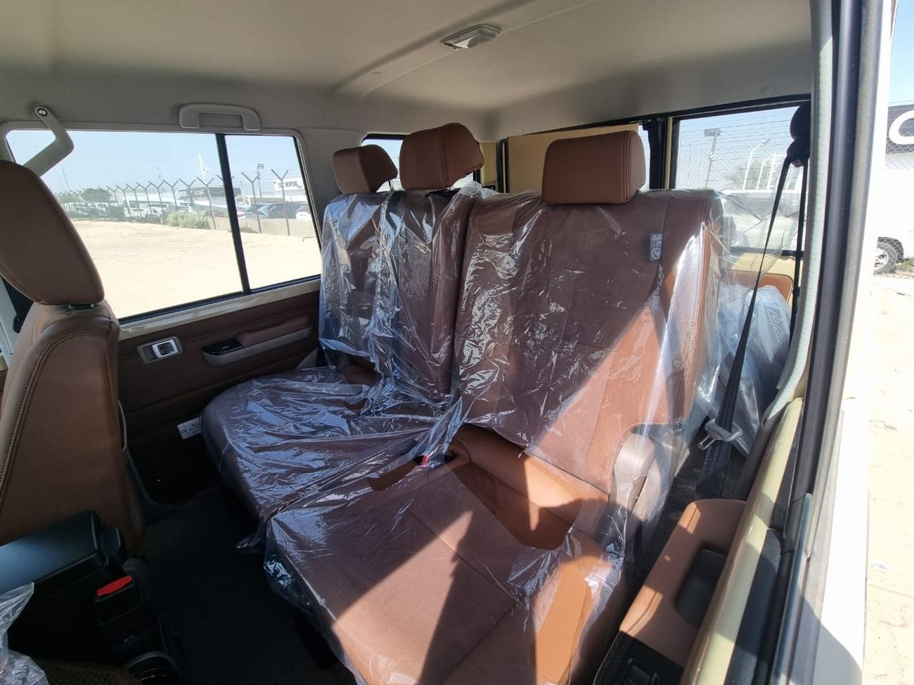 Toyota Land Cruiser 70 LX76 V6 4.0L PETROL A/T FULL OPTION 2024YM