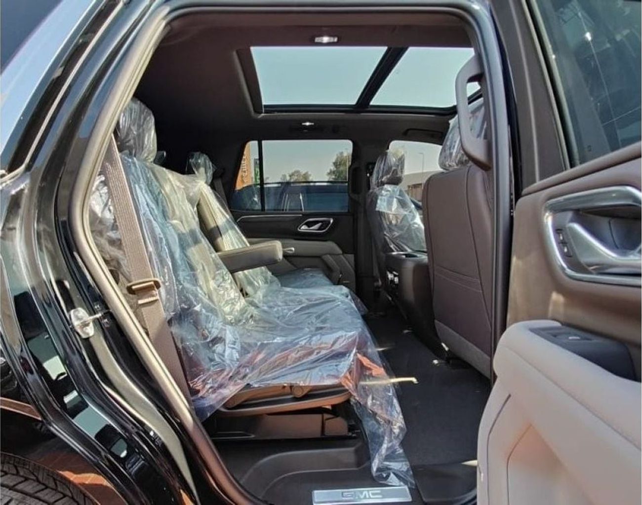 جي أم سي يوكون SLT 5.3 L Under Warranty 2024 GCC