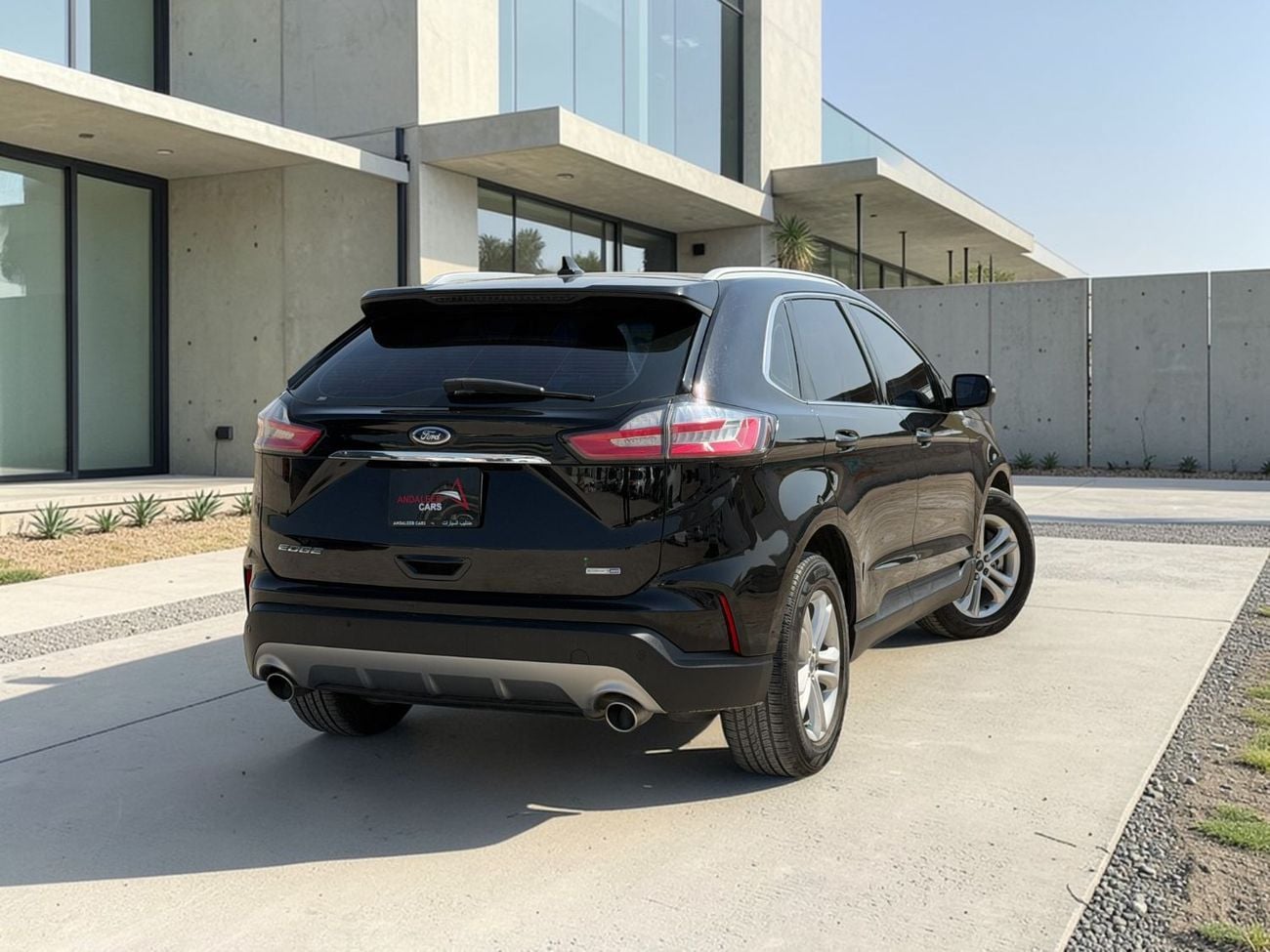 Ford Edge FORD EDGE 2.0L V4 ECOBOOST V4 A/T | 2019 | GCC SPECS | BLACK EXTERIOR | AED 640 per month