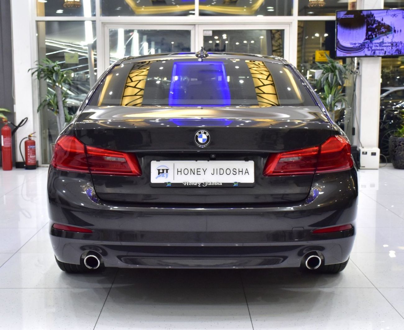 بي أم دبليو 520i EXCELLENT DEAL for our BMW 520i ( 2020 Model ) in Grey Color GCC Specs