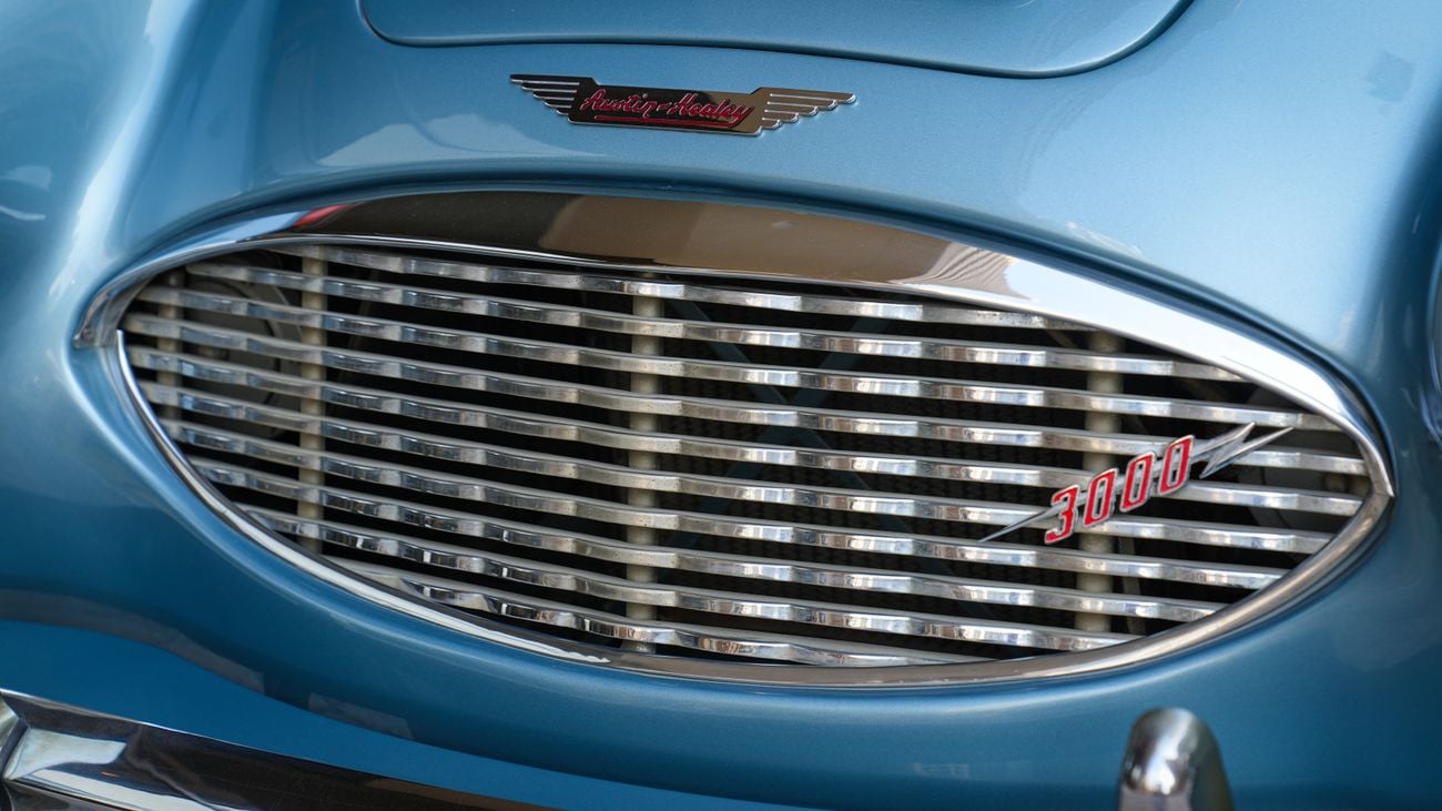 Austin Healey 3000 ice blue, wire wheels
