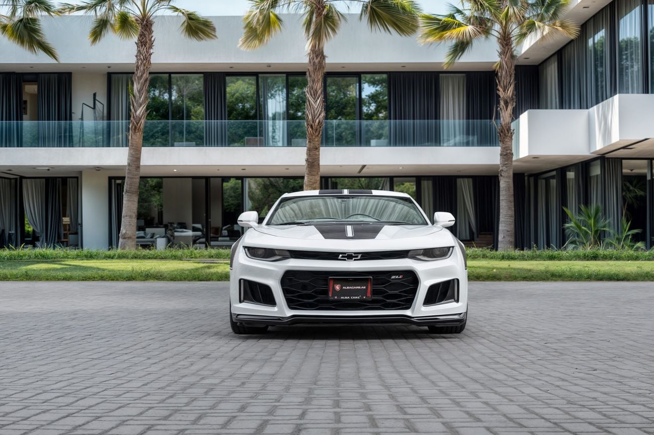 Chevrolet Camaro ZL1 Camaro ZL1 V8 | Finish Line edition | 5,376 P.M | 0% Downpayment | Finish Line edition!