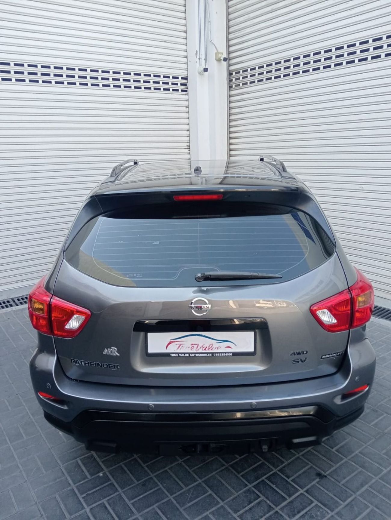 Nissan Pathfinder SV