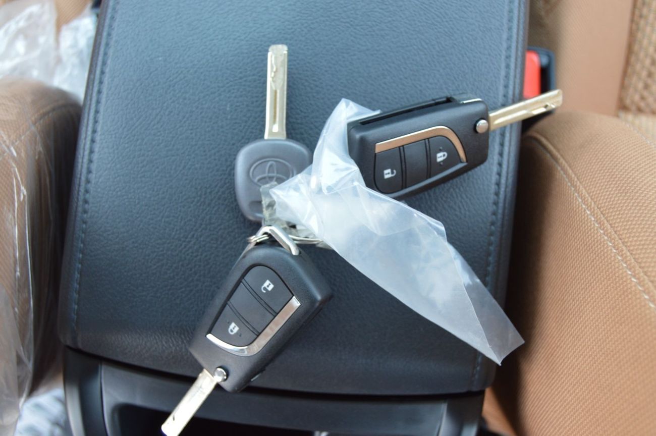 Toyota Fortuner EXR 2.7L (160 HP)