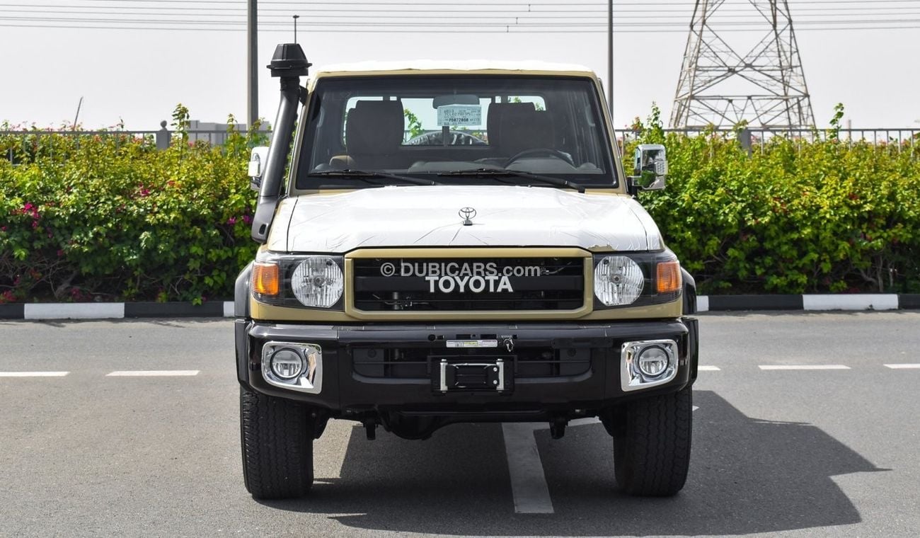 Toyota Land Cruiser 70 4.0L V6 Petrol A/T