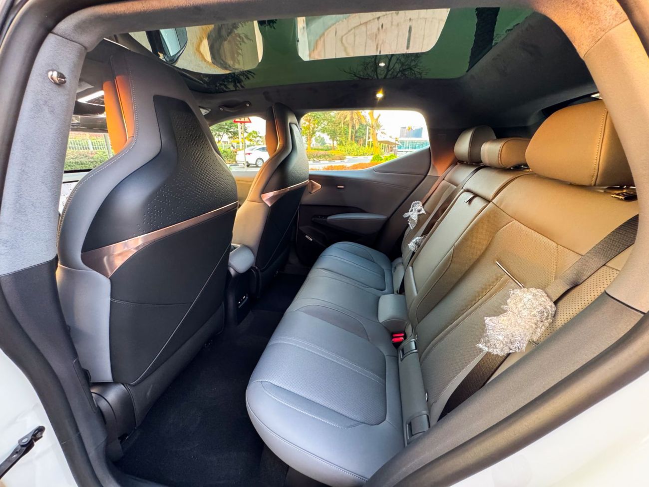 Zeekr X Privilege AWD 2024 Zeekr X Flagship AWD / 66 kWh / Range (420 Km) / 428 Hp / AWR Gcc Warranty