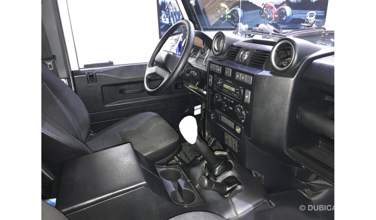 لاند روفر ديفندر - 2012 - GCC - ONE YEAR WARRANTY