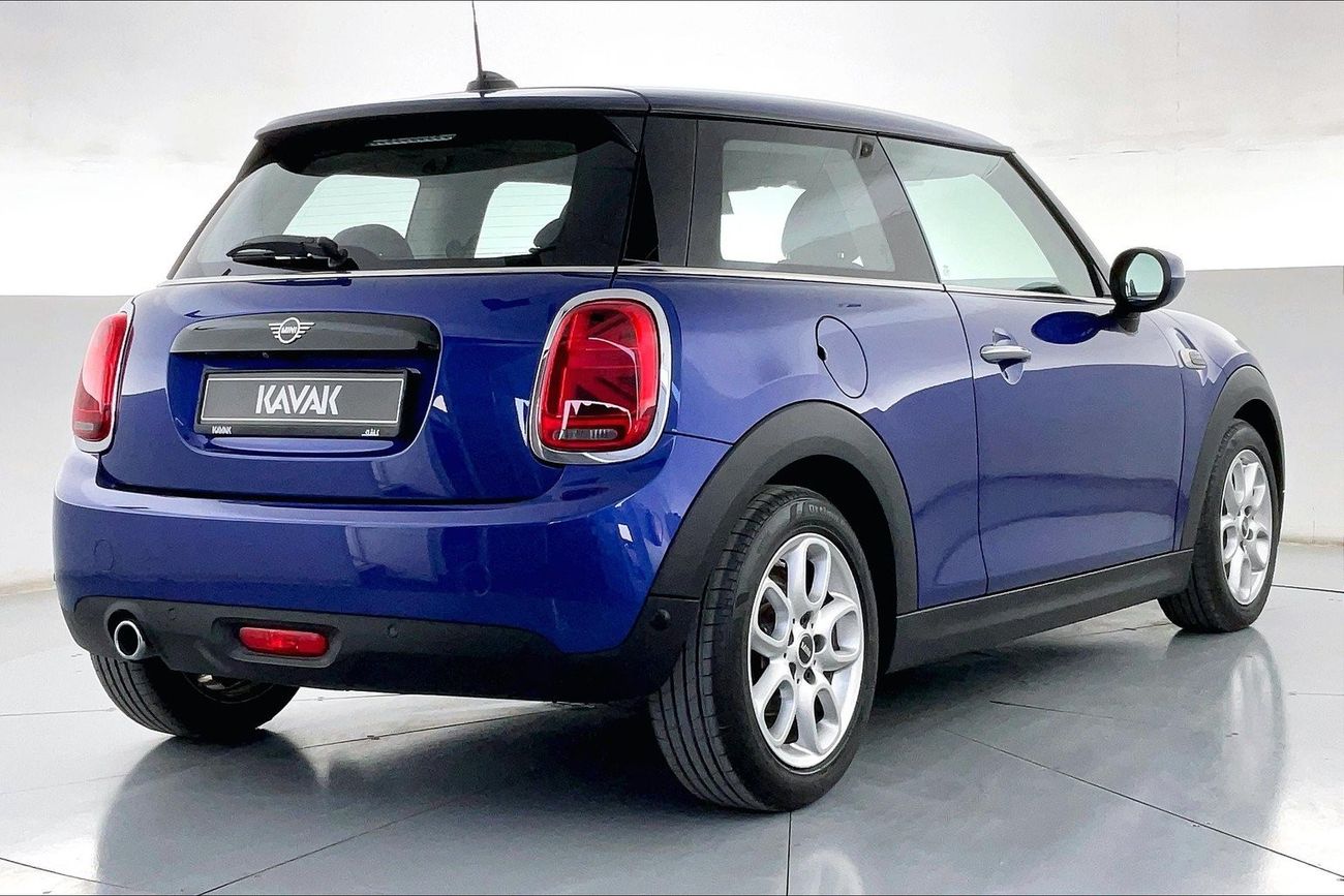 ميتسوبيشي مونتيرو GLS Premium | عرض العيد الحصري | خالية من أضرار الفيضانات