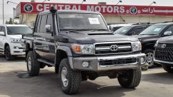 تويوتا لاند كروزر بيك آب V8 diesel manual dual cab right hand drive