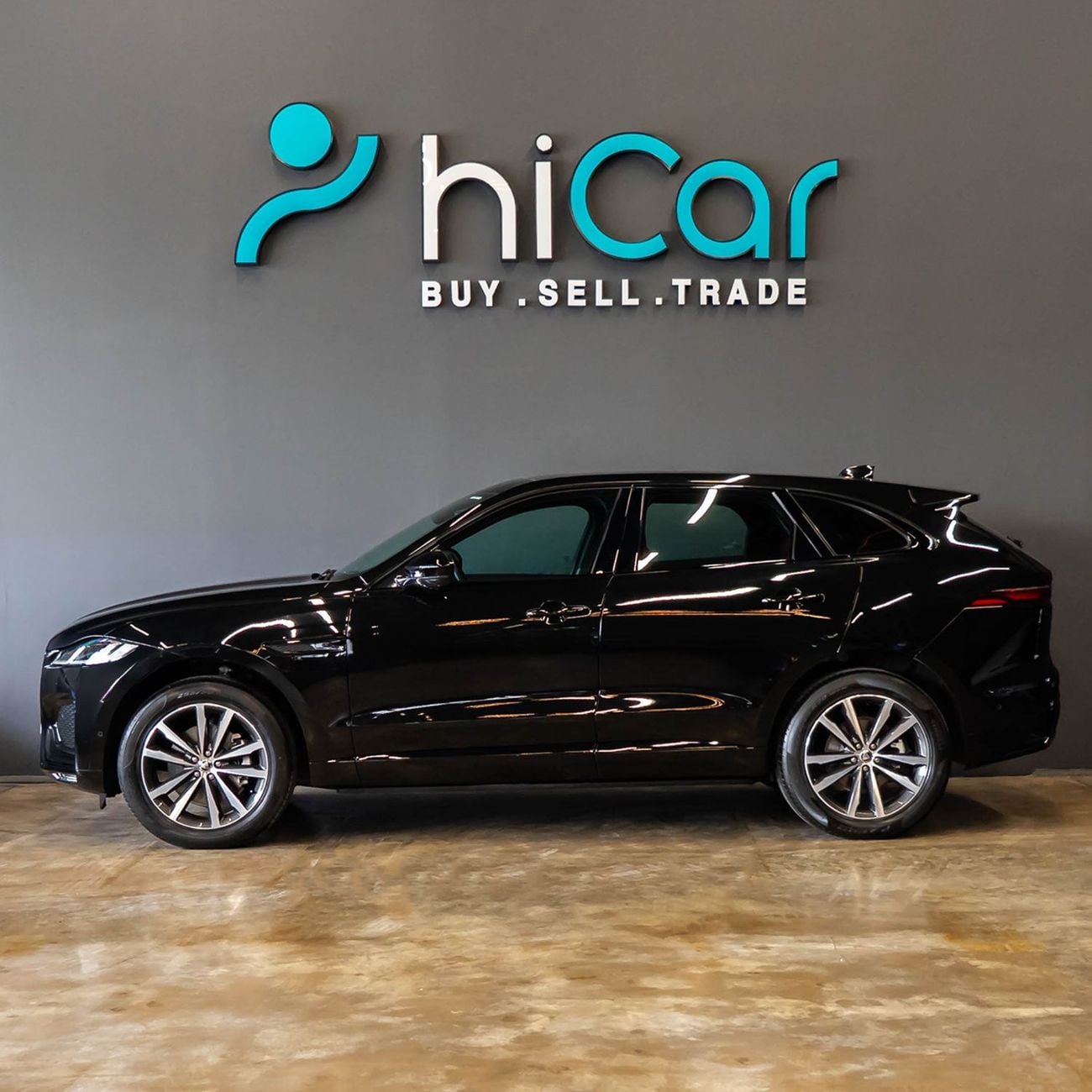 جاكوار F بيس AED 3,449 P.M • 0% Downpayment • F-Pace R-Dynamic SE • Agency Warranty and Service Package