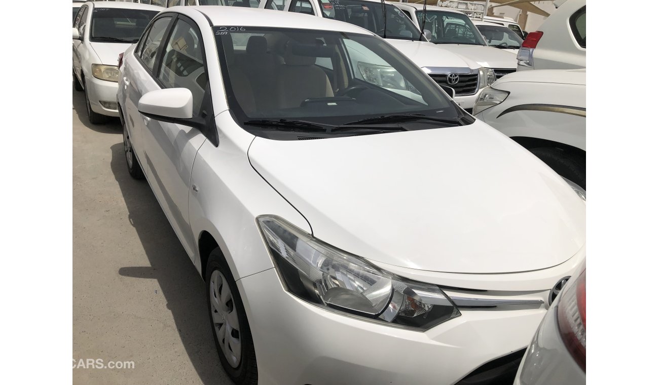 تويوتا يارس Toyota Yaris Sedan,Model:2016.Excellent Condition