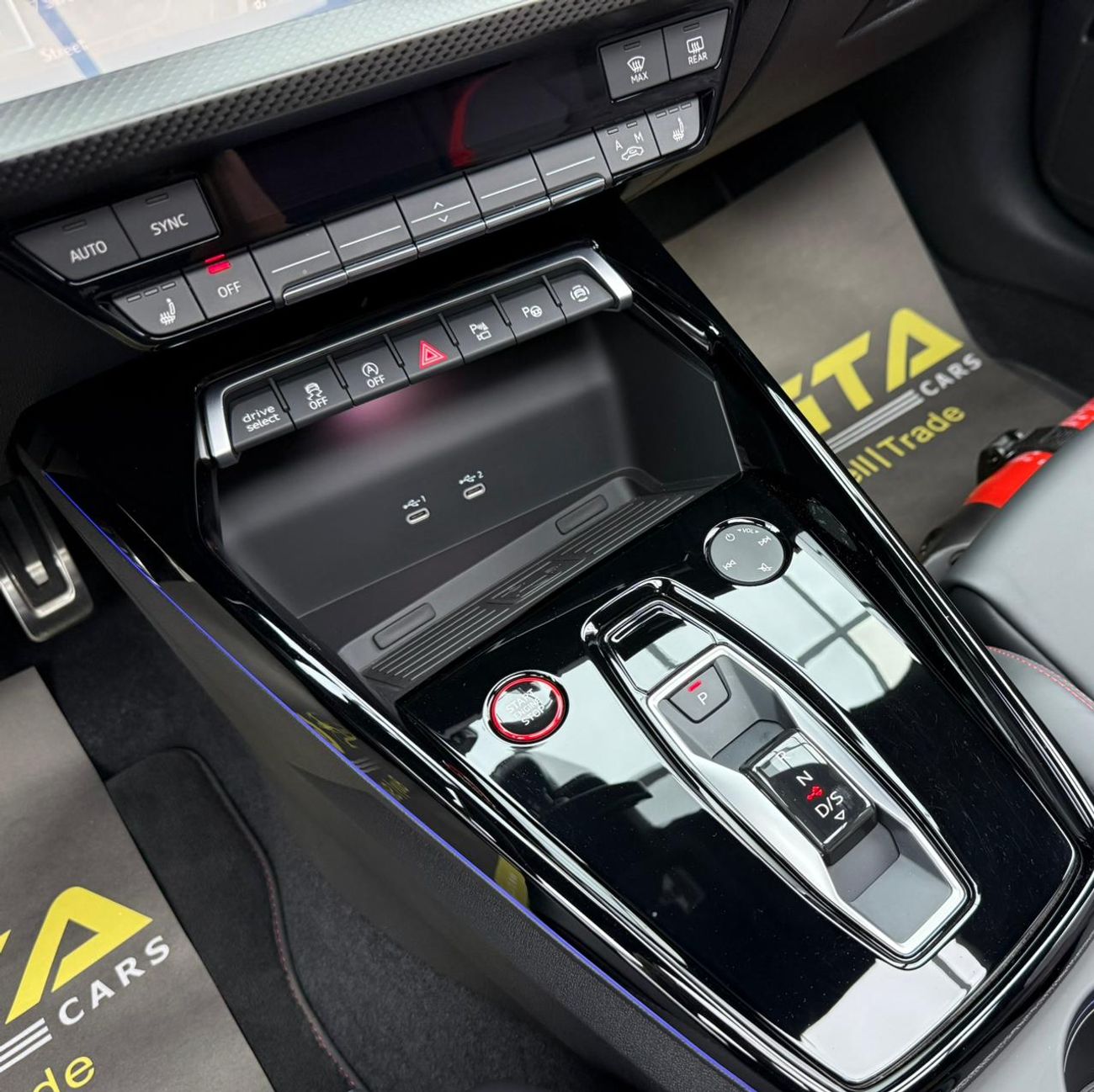 Audi RS3 TFSI quattro 2.5L Sedan 2025 Audi RS3 TFSI Quattro ,Agency Warranty + Service Contract until 01/2030