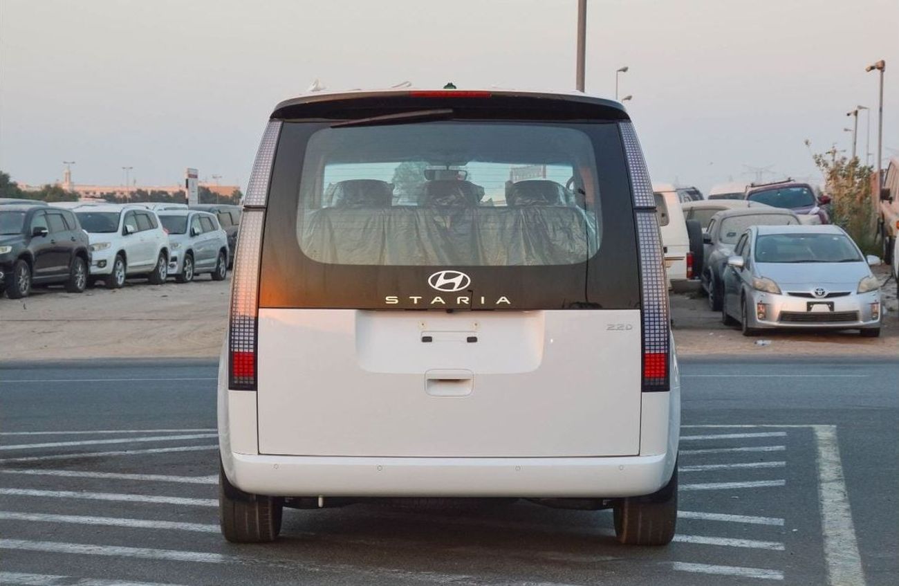 هيونداي ستاريا HYUNDAI STARIA 2.2L DIESEL MINIVAN 2025