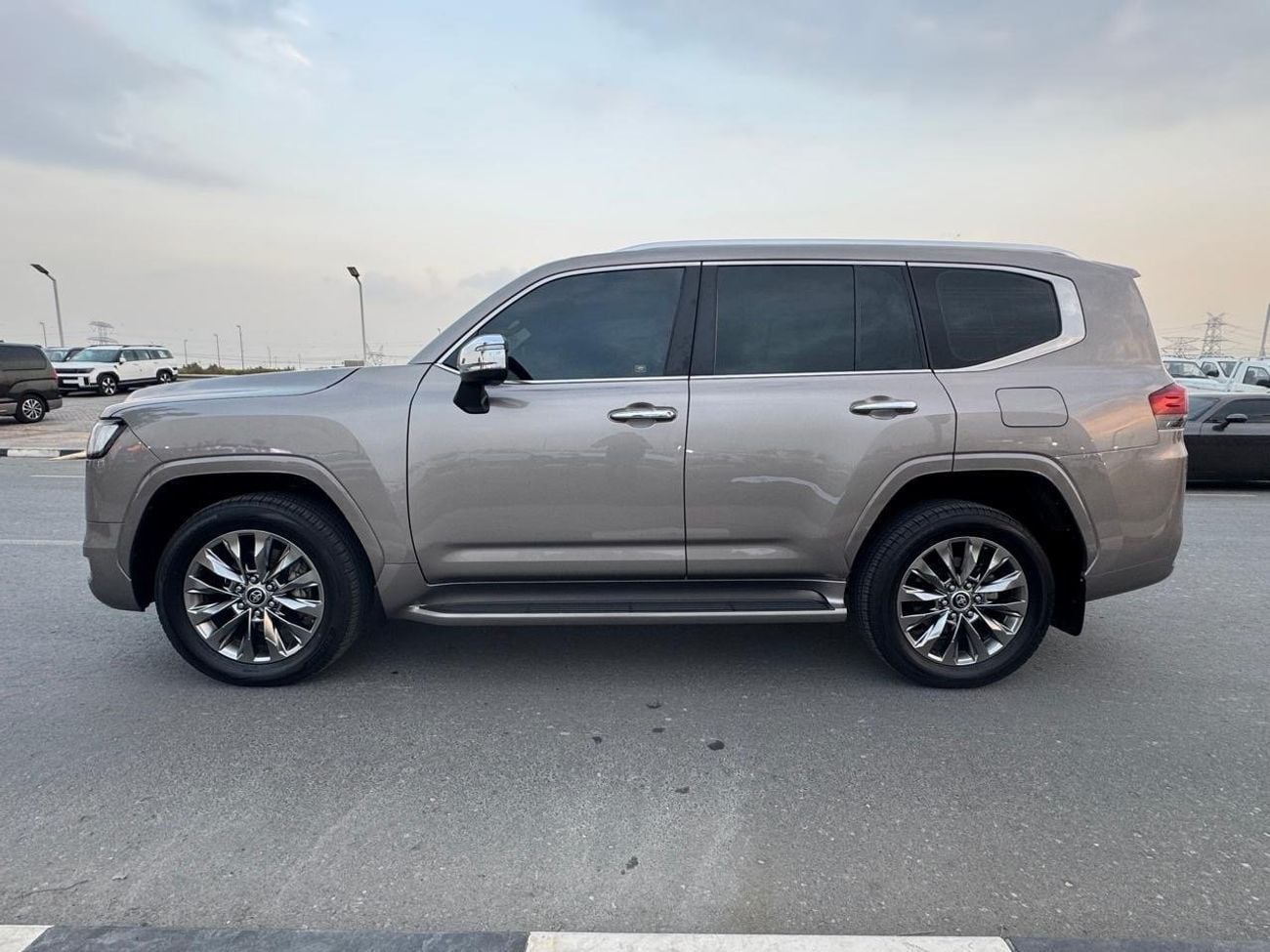 Toyota Land Cruiser VXR 3.5L