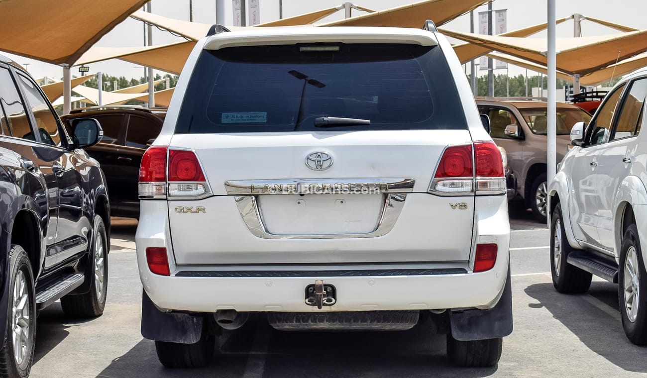 Toyota Land Cruiser GX.R V8