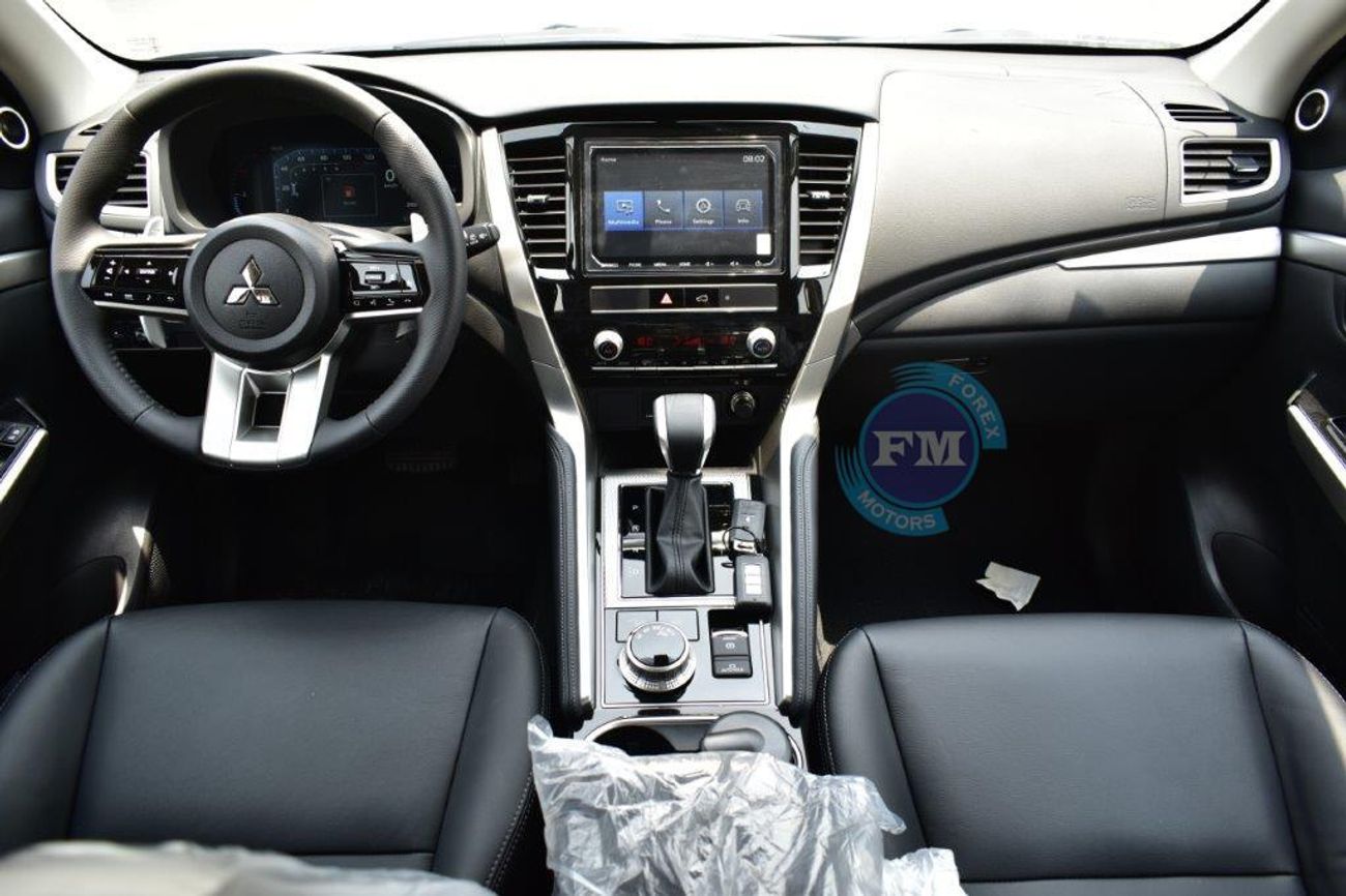 Mitsubishi Montero GLS P Line 3.0L Petrol 4WD 7 Seat Automatic