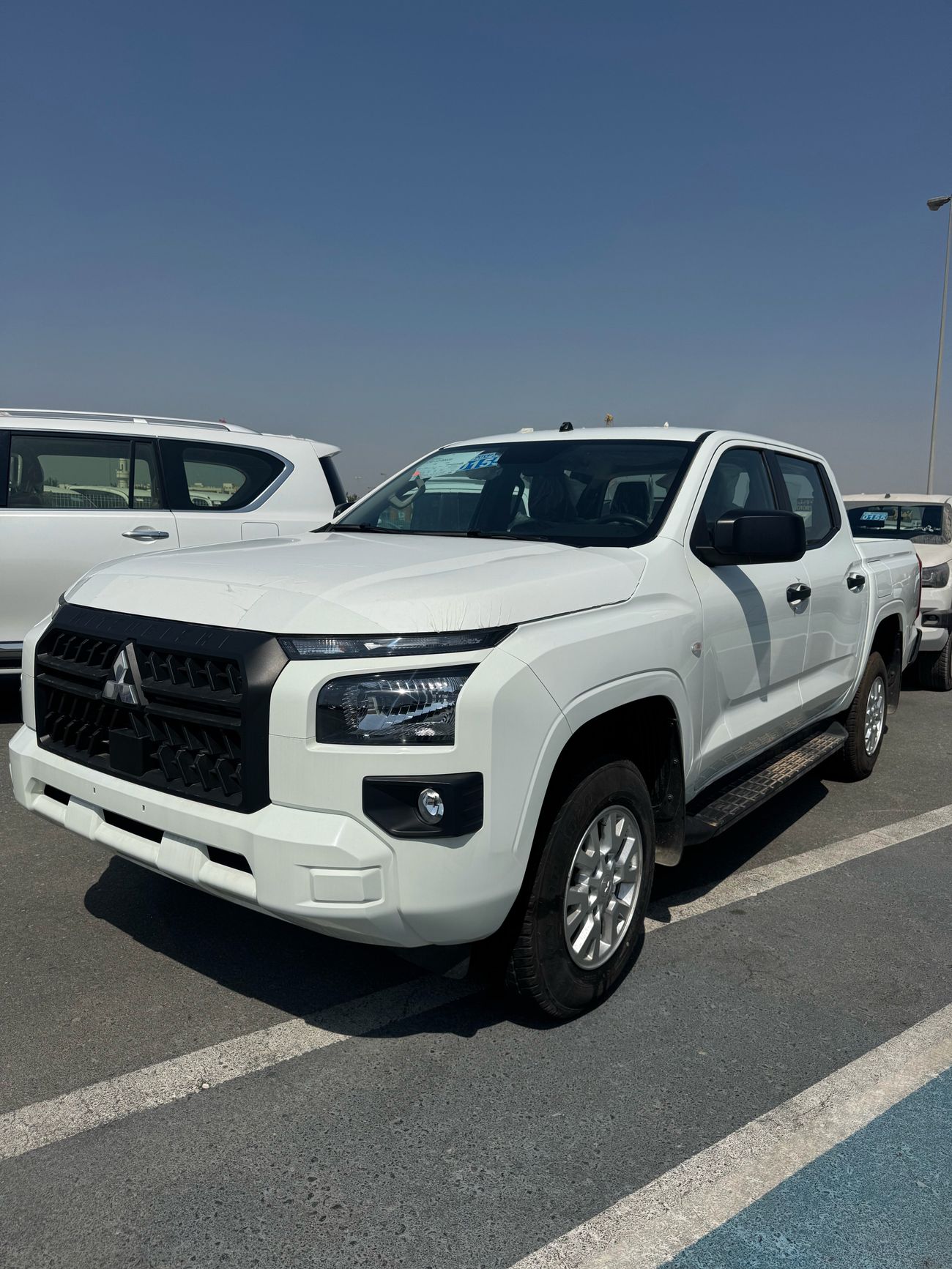 ميتسوبيشي L200 GL Double Cab Diesel M/T 2.4L Mitsubishi L200 M/T 2.4L Diesel!!!