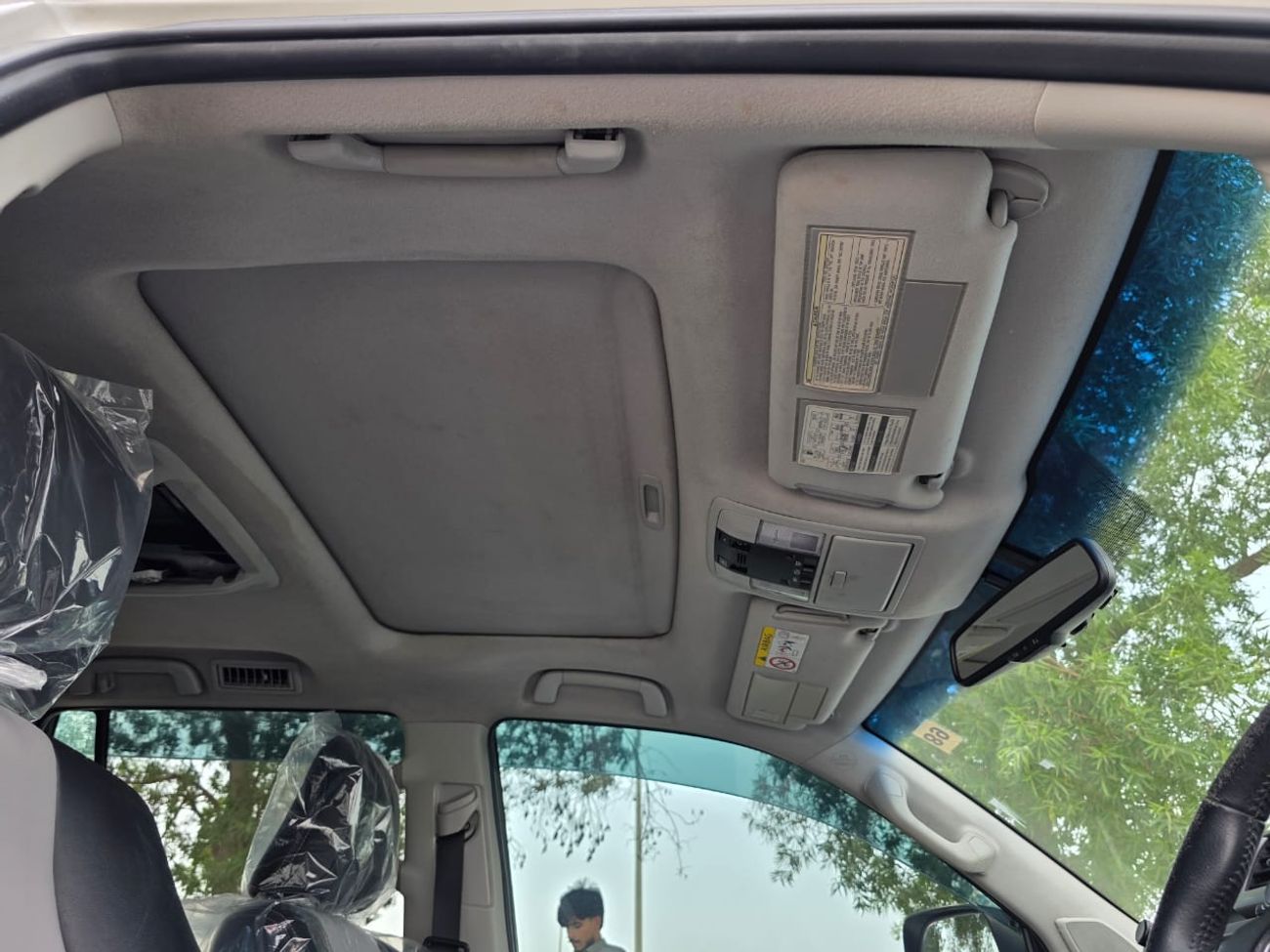 Toyota Prado 2022 shape ,diesel 3.0 liter right hand drive auto transmission