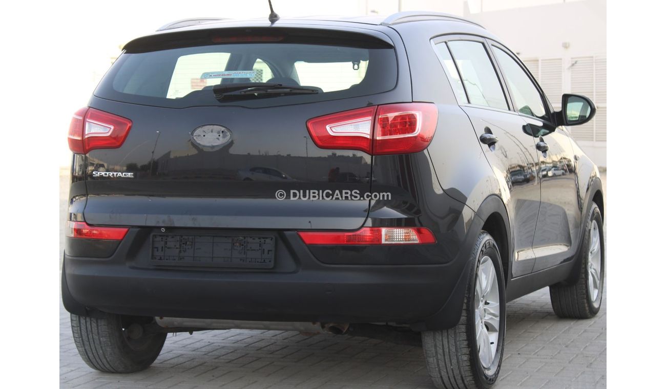 كيا سبورتيج EX كيا سبورتاج 2014 خليجي بحالة ممتازة بدون حوادث نظيفه جدا من الداخل والخارج