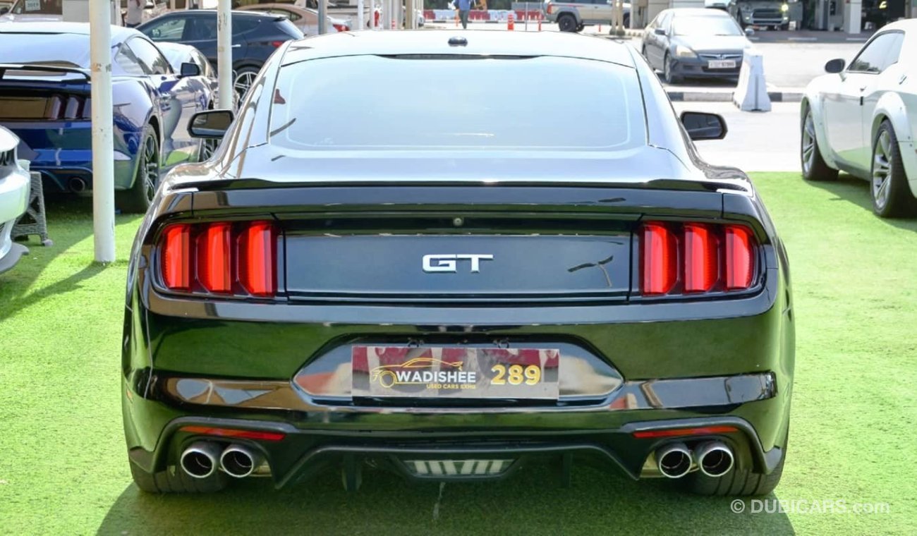 فورد موستانج Mustang GT V8 5.0L 2017/Premium FullOption/2020Shelby Kit/ Very Good Condition