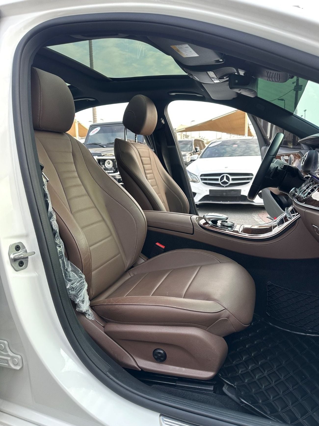 مرسيدس بنز E300