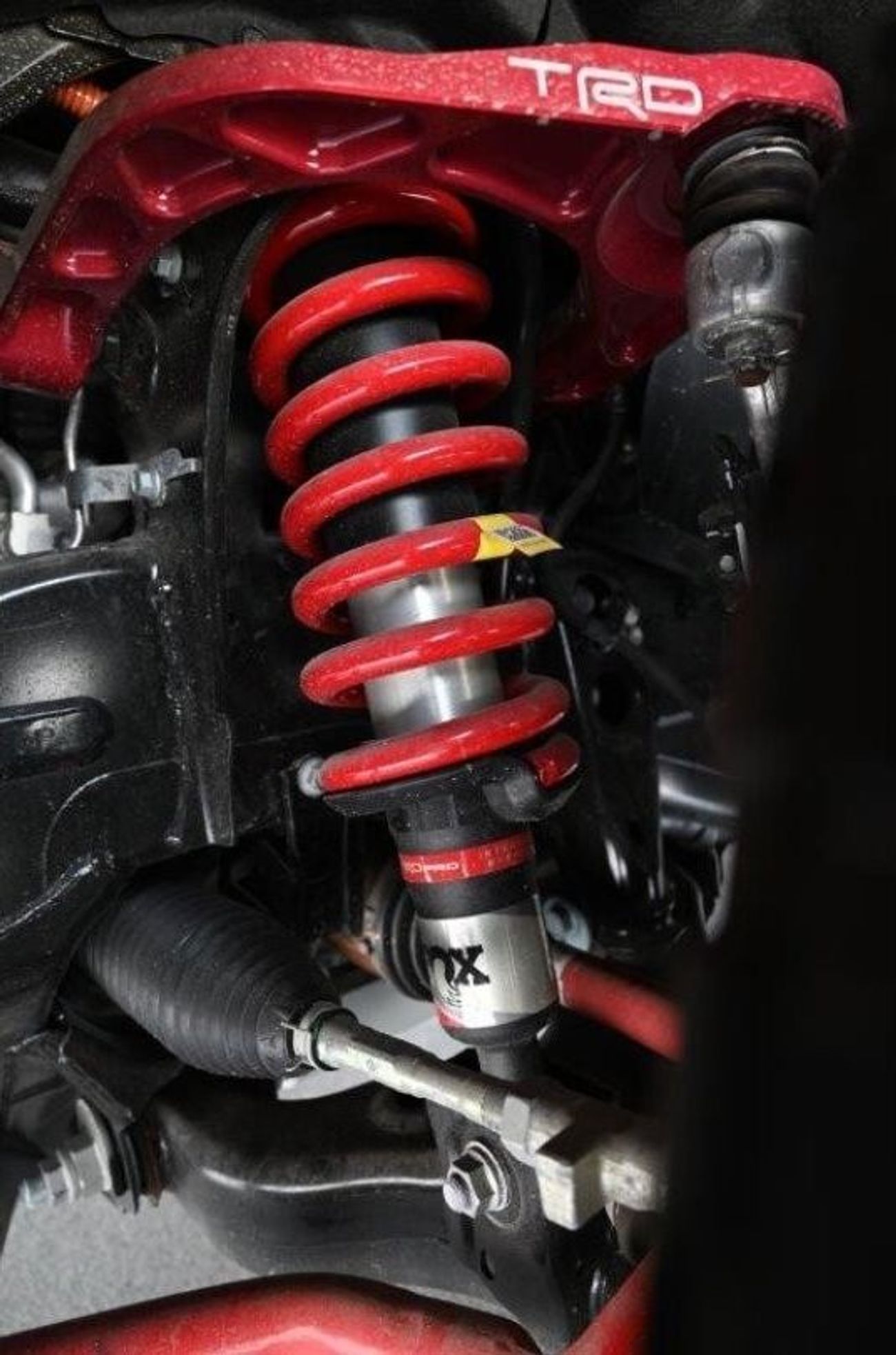 تويوتا سيكويا Hybrid TRD Pro V6 3.5L 4WD 7 Seater Automatic