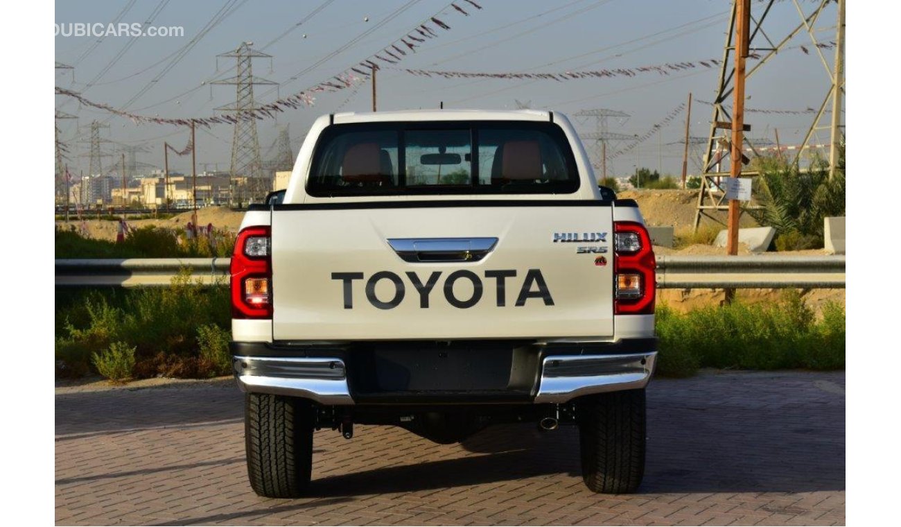 Toyota Hilux Double Cabin Pickup VX V6 4.0L Petrol AT