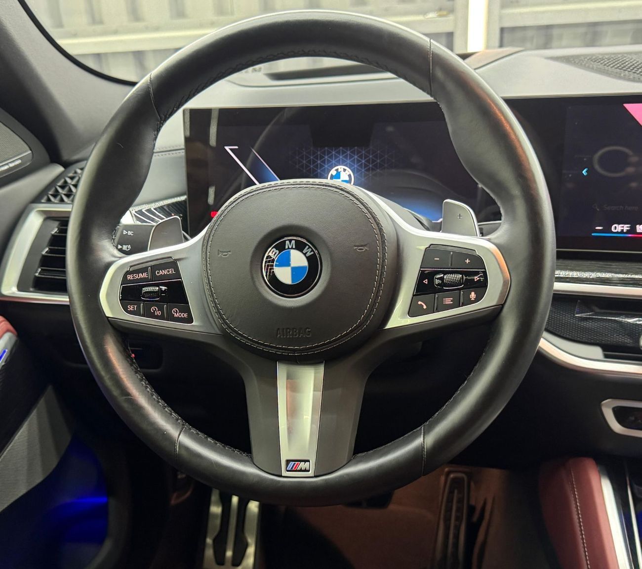 بي أم دبليو X6 xDrive40i Luxury M Sport Package 3.0L ***Appointment Only***  - AED 4,997 / Month with a 20% Down Pa