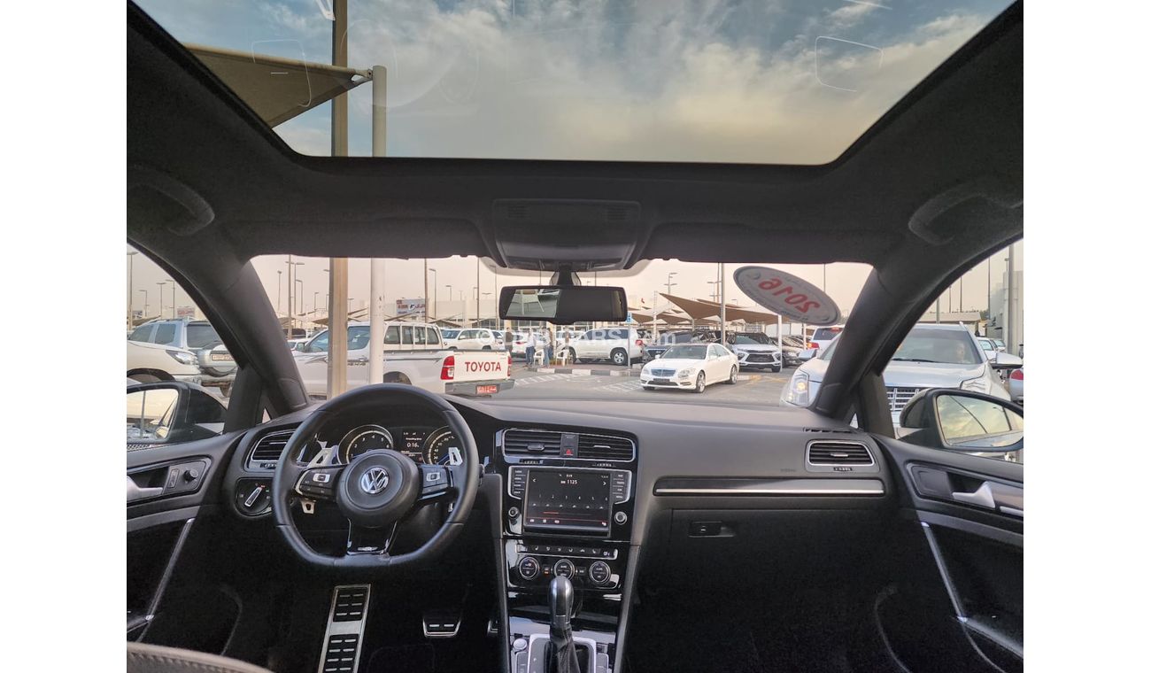 فولكس واجن جولف Volkswagen Golf R_Gcc_2016_Excellent_Condition _Full option