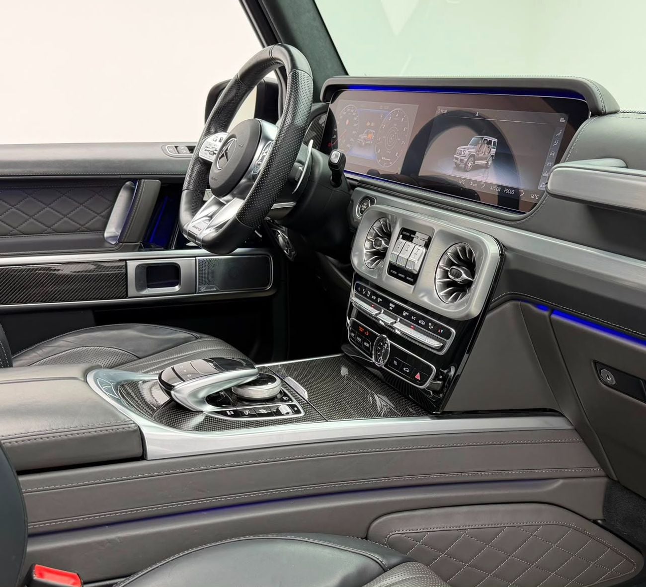 Mercedes Benz G63 AMG STD