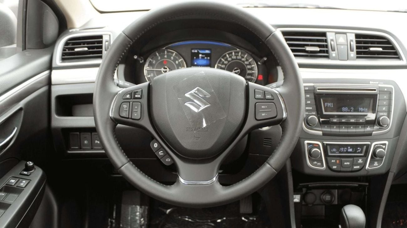 Suzuki Ciaz SUZUKI CIAZ 1.5L AT 2023 GLX