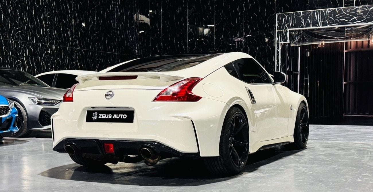 نيسان 370Z Std 3.7L (324 HP) Coupe