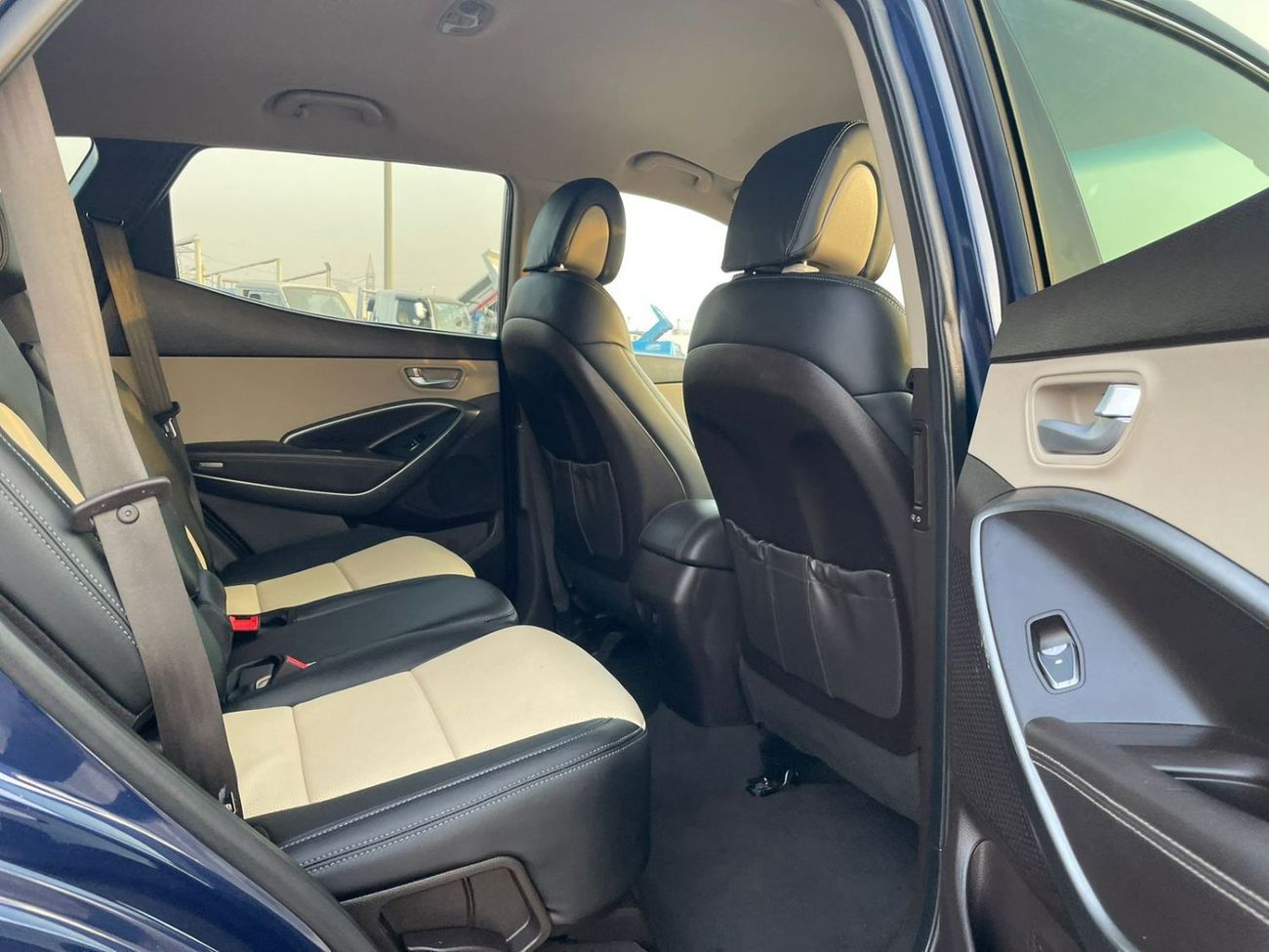 Hyundai Santa Fe 2018 Hyundai Santa Fe 2.4L V4 Sports - Rear CAM - Leather Seats - Cruise Control - 108,000 Mileage