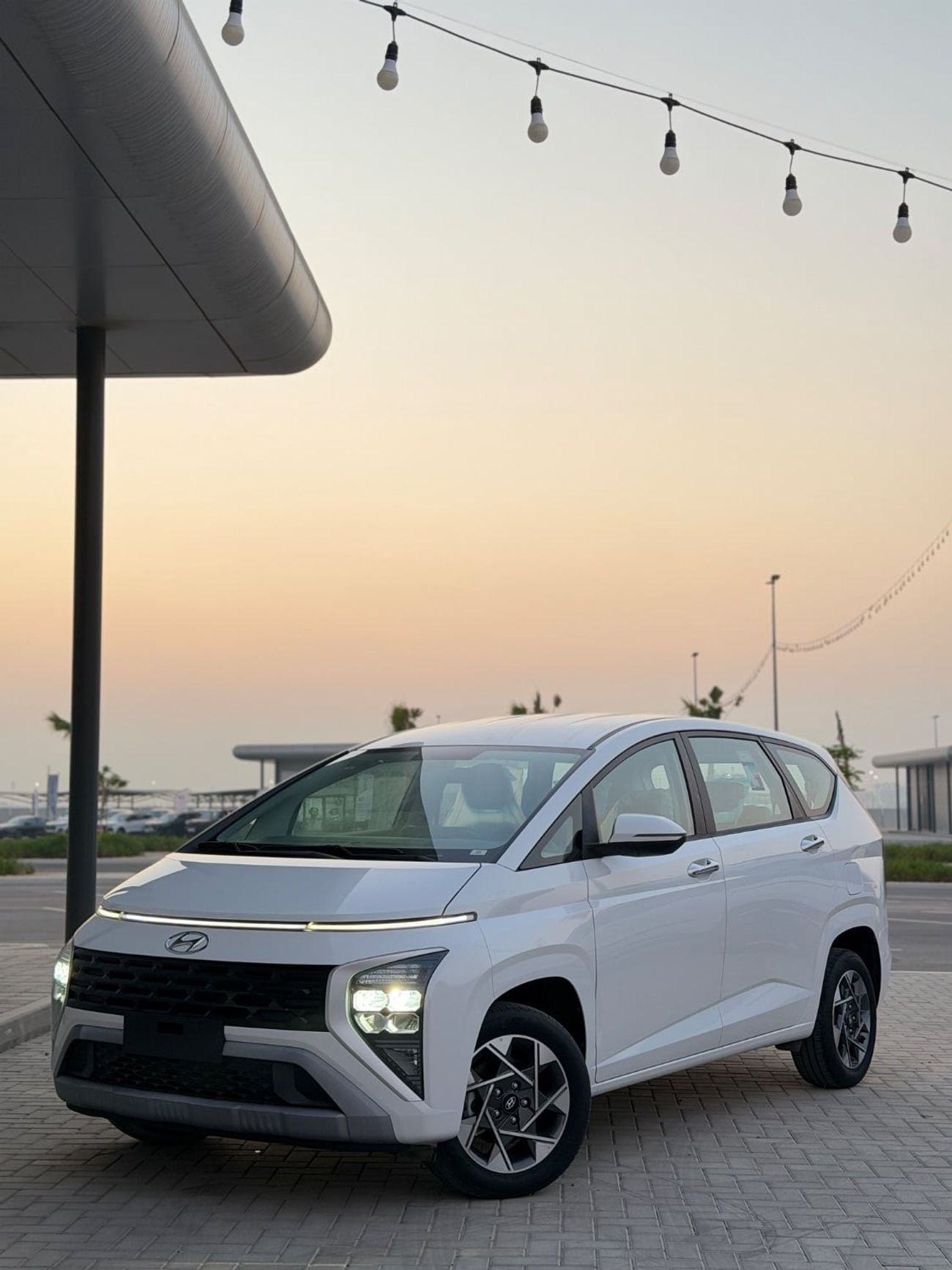 Hyundai Stargazer SMART
