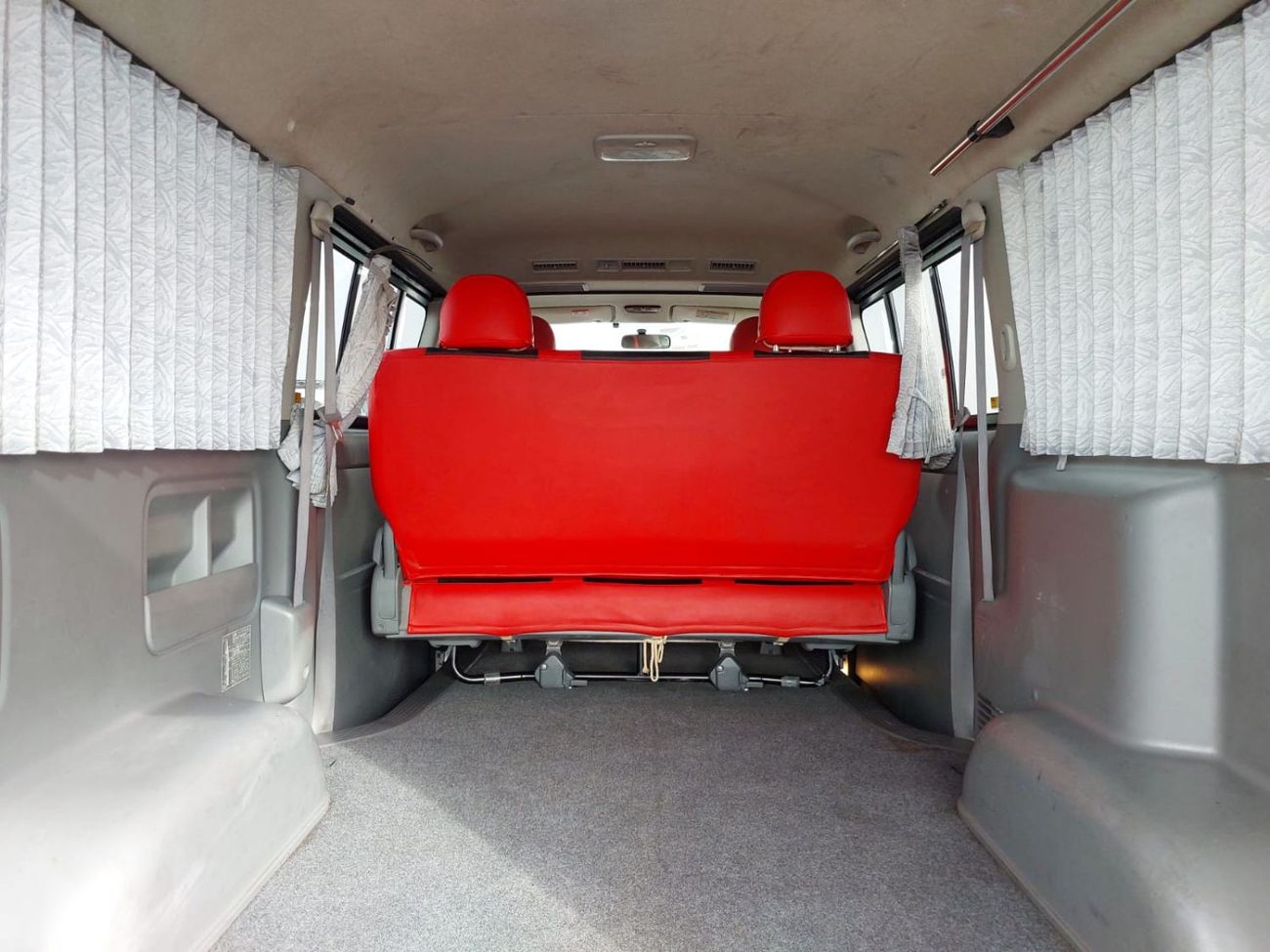 Toyota Hiace (RAMADAN OFFER) TOYOTA HIACE VAN RHD 2006 MODEL 2.0 L PETRO AUTOMATIC(PM49614)