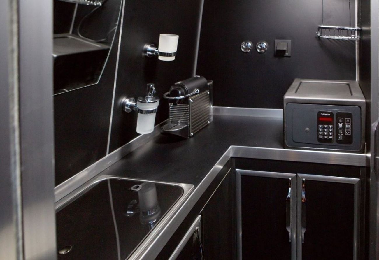 Mercedes-Benz Sprinter ERTEX LUXURY CAR DESIGN CO. 30TH YEAR SPRINTER PRIVATE JET