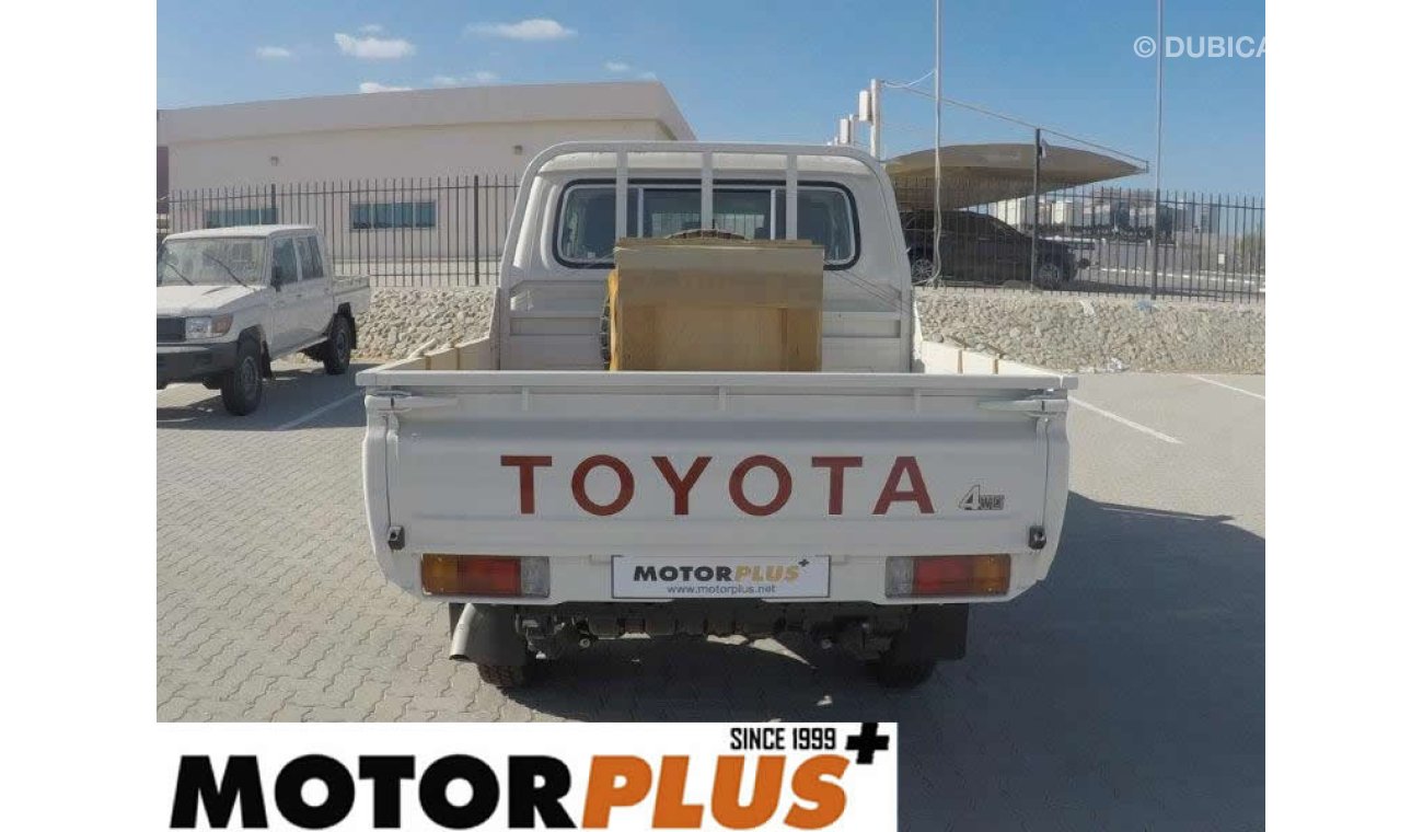 تويوتا لاند كروزر بيك آب DC 4.2lt Diesel HZJ79 RHD Export Only