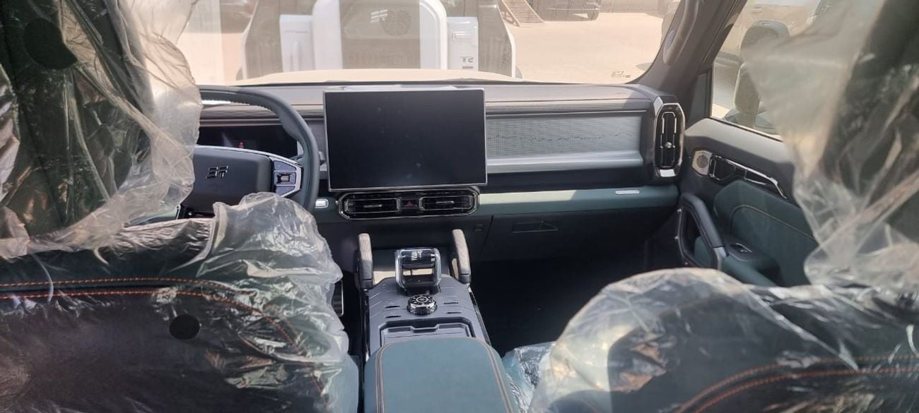 جيتور T2 2.0T 8AT FULL OPTION  2025 GCC SPECS (EXPORT ONLY)