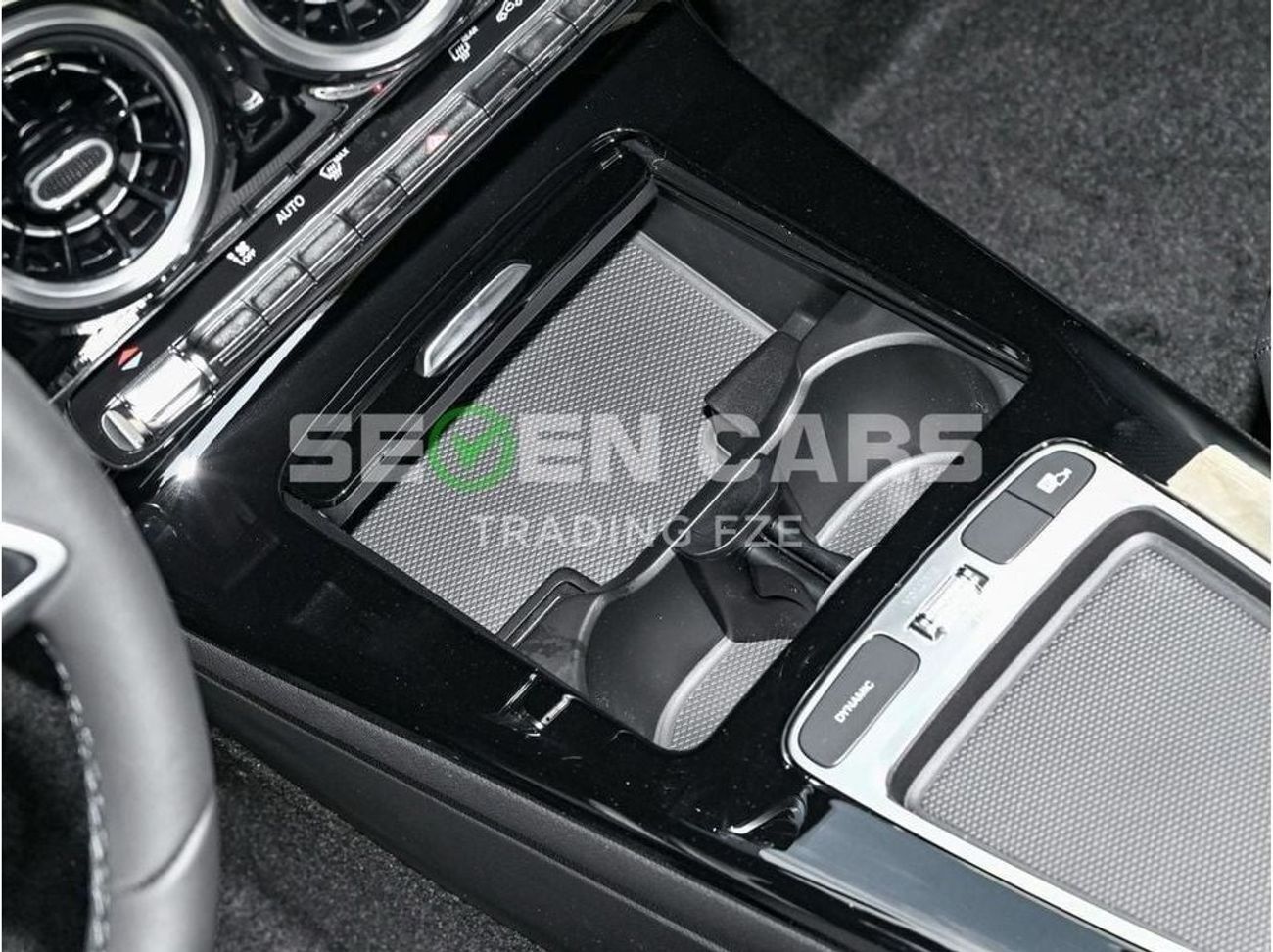 Mercedes-Benz A 180 1.3 T, LEATHER SEAT, CHINA SPECS, MODEL 2025 FOR EXPORT