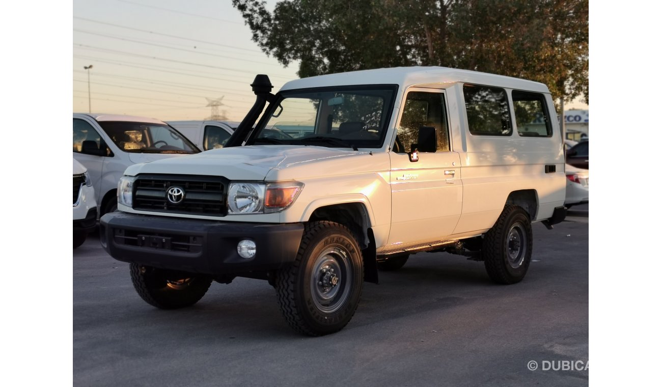 Toyota Land Cruiser Hard Top 4.2L DIESEL, XENON HEADLIGHTS, SPECIAL PRICE FOR EXPORT (CODE # HTLX78)