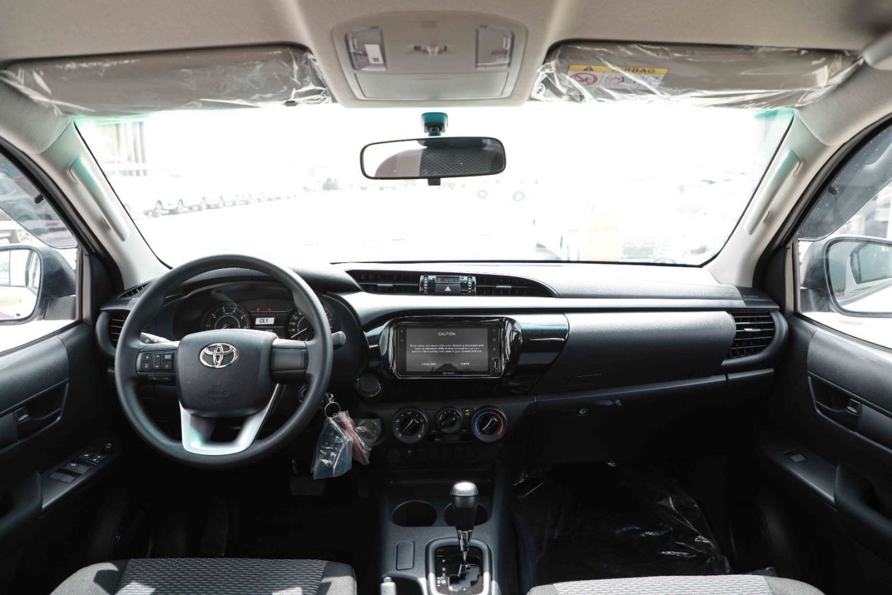 تويوتا هيلوكس 2025 TOYOTA HILUX LOW 2.4 - PLATINUM WHITE PEARL inside BLACK | Export Only