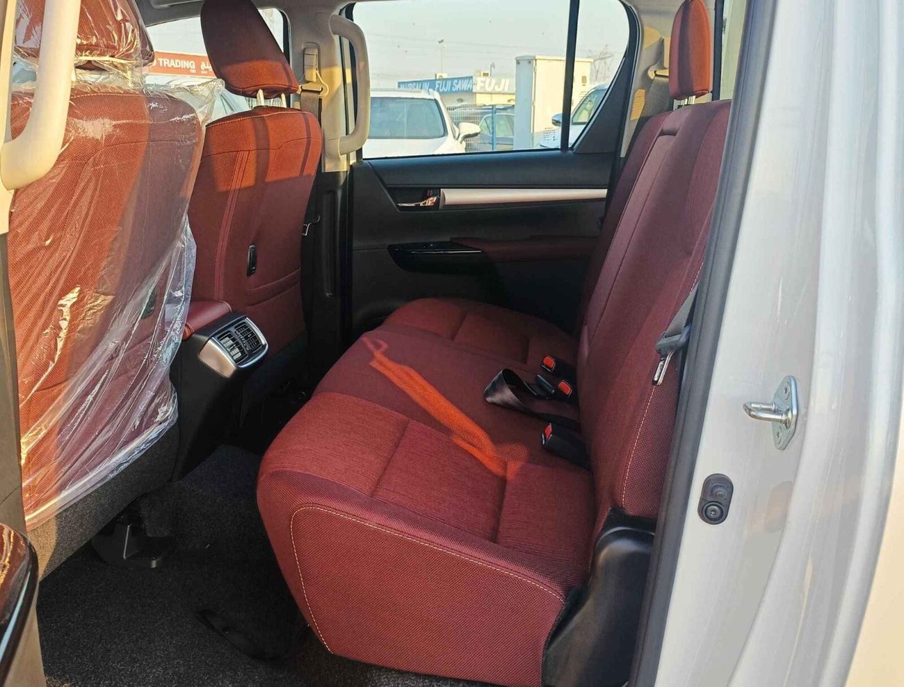 Toyota Hilux WIDE BODY / TRD KIT / 4.0L V6 A/T  PETROL / PUSH START / 4WD (CODE # HP40AF)