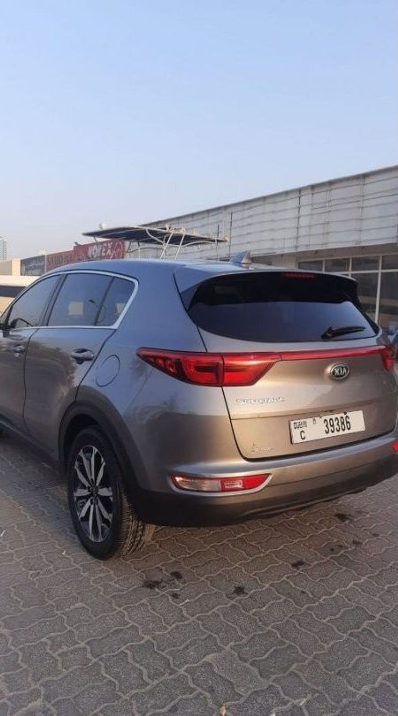 كيا سبورتيج EX اعلى